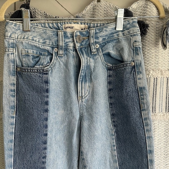 🌸Garage Two-Tone High Rise Jeans - Picture 4 of 13